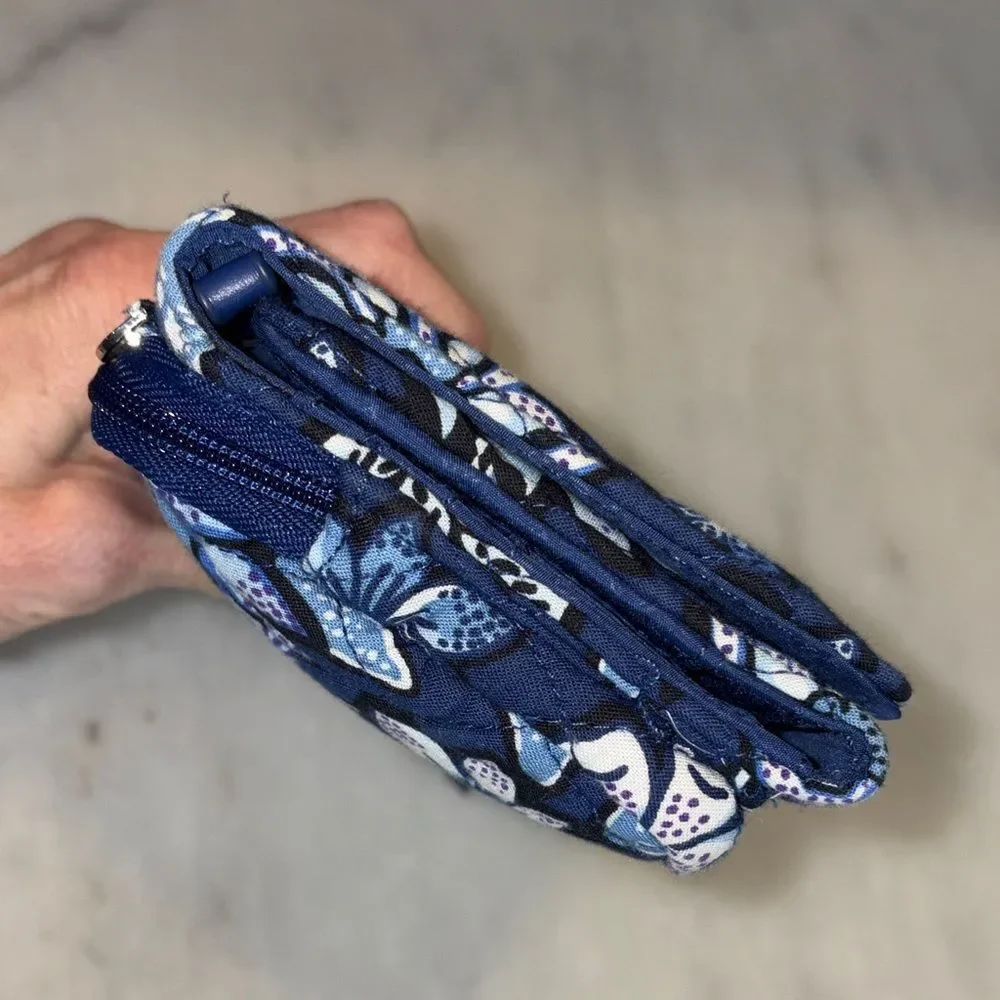 Vera Bradley Wallet Wristlet Crossbody Tropics Tapestry RFID Protection -Retired